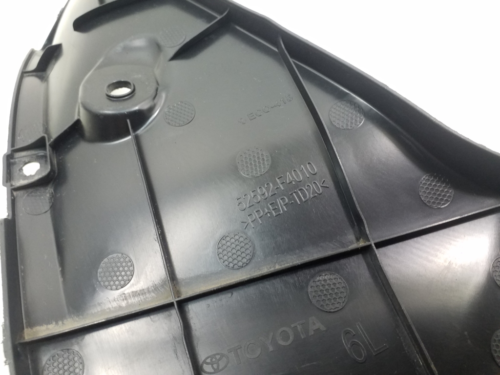 Used TOYOTA CHR Other detail of the rear bumper 52592F4010