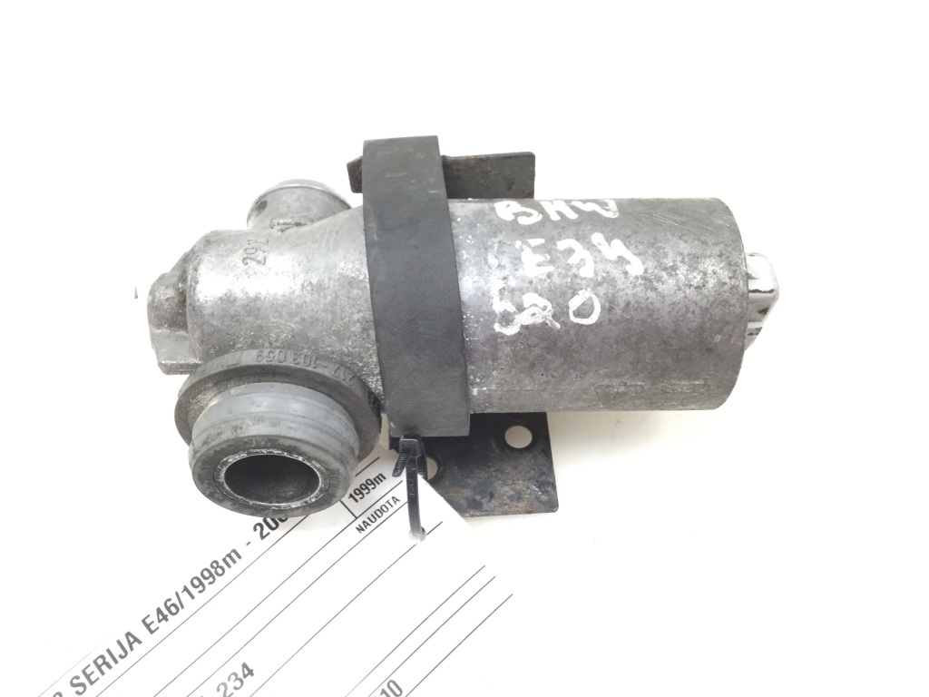 Used BMW 3 SERIES Valve other 1744713