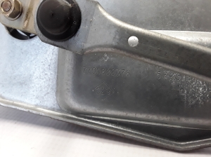RENAULT Safrane I (1992–2000) Heckwischermotor 7700800376 - 2