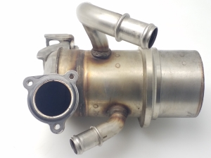  EGR valve cooler 