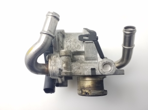  EGR valve 