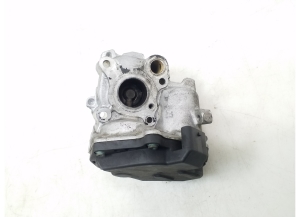  EGR valve 