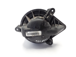 RENAULT Trafic II (2001–2014) Salongi puhuri mootor 7701208225 - 3