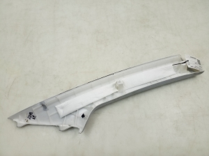 TOYOTA PRIUS Prime (2016–2022) Esipiilari siseviimistlus 6222047140 - 2