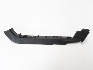 Halter Kotflügel vorne - 638213482R