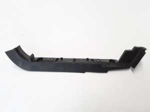 Halter Kotflügel vorne - 638213482R