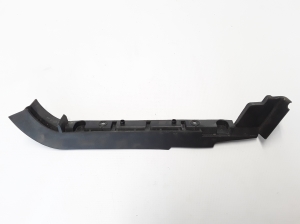 Halter Kotflügel vorne - 638213482R