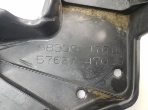 TOYOTA PRIUS Prime (2016–2022) Unterbodenschutz 5839047010 - 3