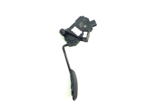 TOYOTA PRIUS Prime (2016–2022) Accelerator pedal 781100W110 - 2