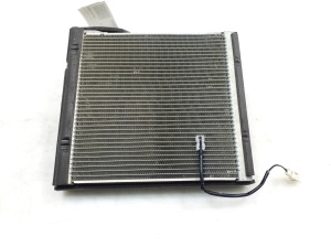 TOYOTA PRIUS Prime (2016–2022) A/C evaporator 8850110160 - 3