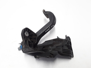 RENAULT Master III (2010–2017) Kupplungspedal 465406766R - 3