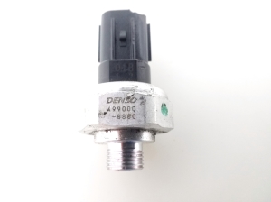 TOYOTA PRIUS Prime (2016–2022) A/C condenser sensor 8871947010 - 2