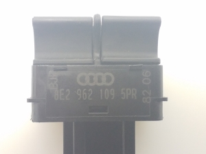 AUDI A4 B7 (2004–2008) Sonstiger Schalter 8E29621095PR - 2