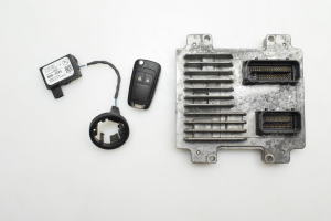 Motorsteuergerät - 12639891