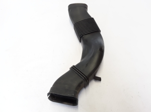  Air intake hose 