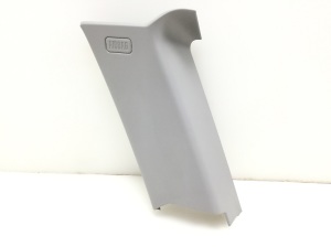 Interior trim of the rear strut - 7117476