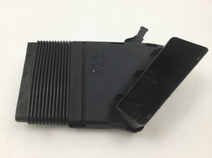 AUDI A4 B7 (2004–2008) Luftansaugschlauch 8E0129617D - 2
