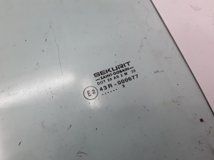 RENAULT Avantime (2001–2003) Front door glass 6025405541 - 2