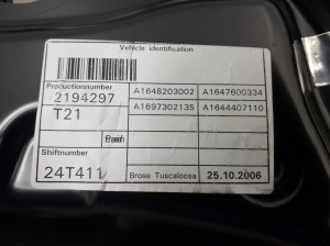Mercedes Benz ML-Class 164 (2005–2011) Aizmugurējo sānu durvju logu pacēlājs un tā detaļas - 3