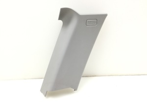 Interior trim of the rear strut - 7117475