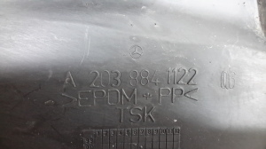 Mercedes Benz C-Class 203 (2000–2007) Priekšējā apakšspārna aizmugurējā daļa A2038841122 - 2