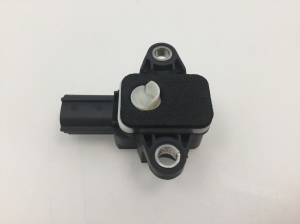 AUDI A4 B7 (2004–2008) Airbagsensor 8P0955557 - 2