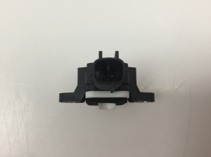 AUDI A4 B7 (2004–2008) Airbagsensor 8P0955557 - 3