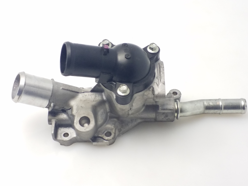 Used Mazda CX-5 Thermostat housing
