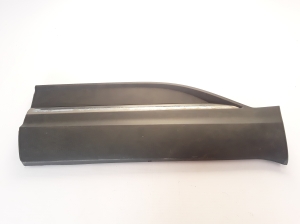Aizmugurējo sānu durvju līste - 808218403R