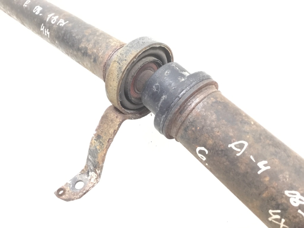 Used AUDI A4 Cardan and its parts