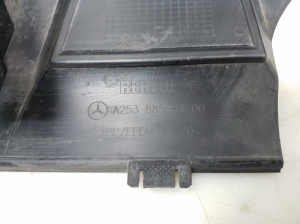 Mercedes Benz GLC-Class 253 (2015–2019) Tagumise kaitseraua alumine spoiler A2538858400 - 3