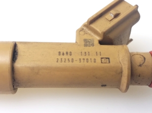LEXUS CT 200h ZWA10 (2010–2017) Injektor Einspritzdüse 2325037010 - 2