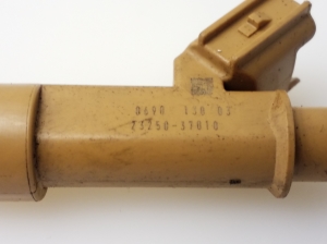 LEXUS CT 200h ZWA10 (2010–2017) Injektor Einspritzdüse 2325037010 - 2
