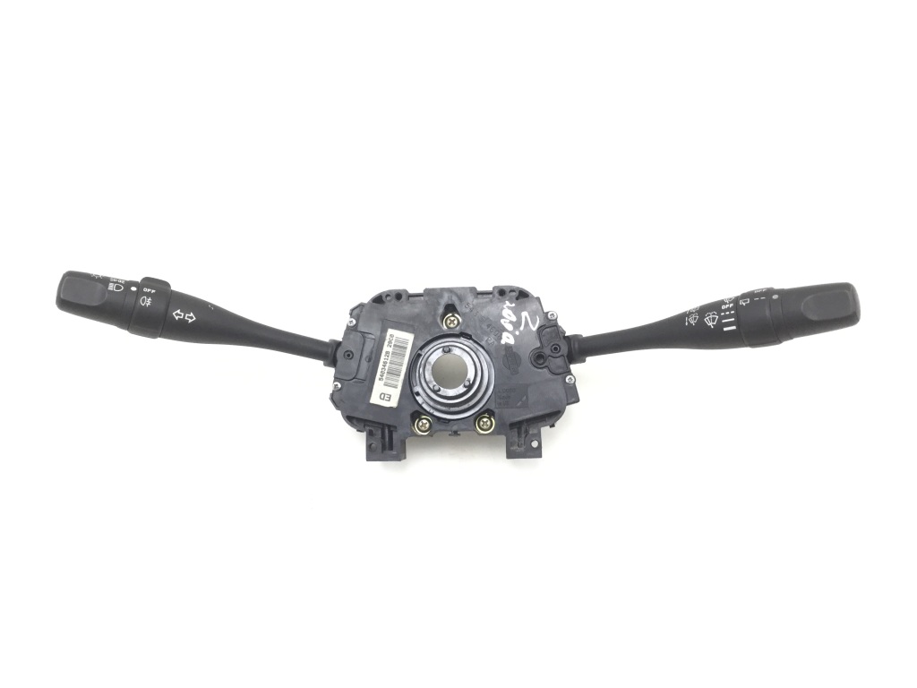 NISSAN Almera N16 (2000–2006) Lüliti ja selle osad NISSAN Almera N16 (2000–2006) Lüliti ja selle osad