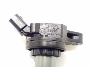 LEXUS CT 200h ZWA10 (2010–2017) Zündspule 9091902258 - 3