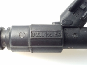 Ford Focus (2004–2011) Fuel injector 0280156154 - 3