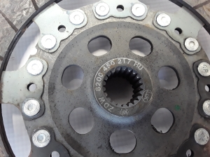 RENAULT Fluence (2009–2017) Siduriketas 8200450217 - 2