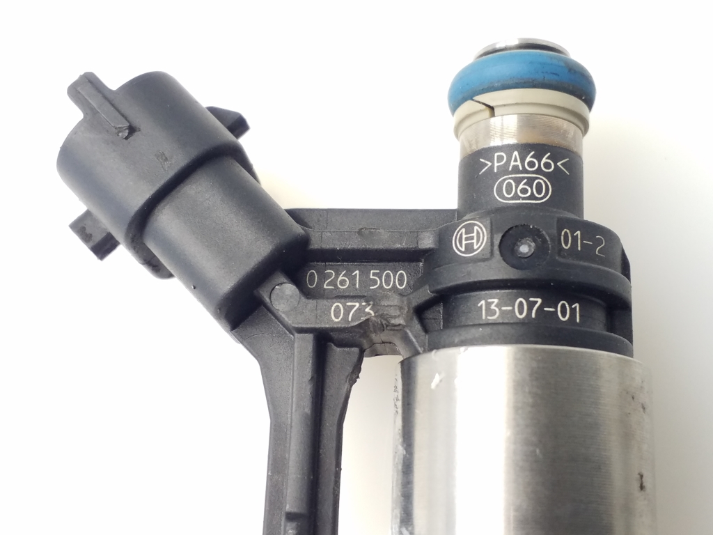 Used Bmw 1 Series Fuel Injector 0261500073