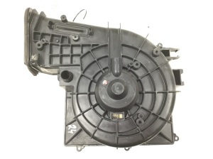 NISSAN Almera N16 (2000–2006) Heizungsgebläsemotor - 3