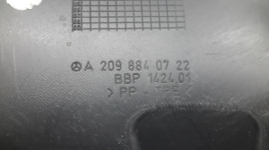 Mercedes Benz CLK-Class 209 (2002–2009) Priekšējā apakšspārna aizmugurējā daļa A2098840722 - 2