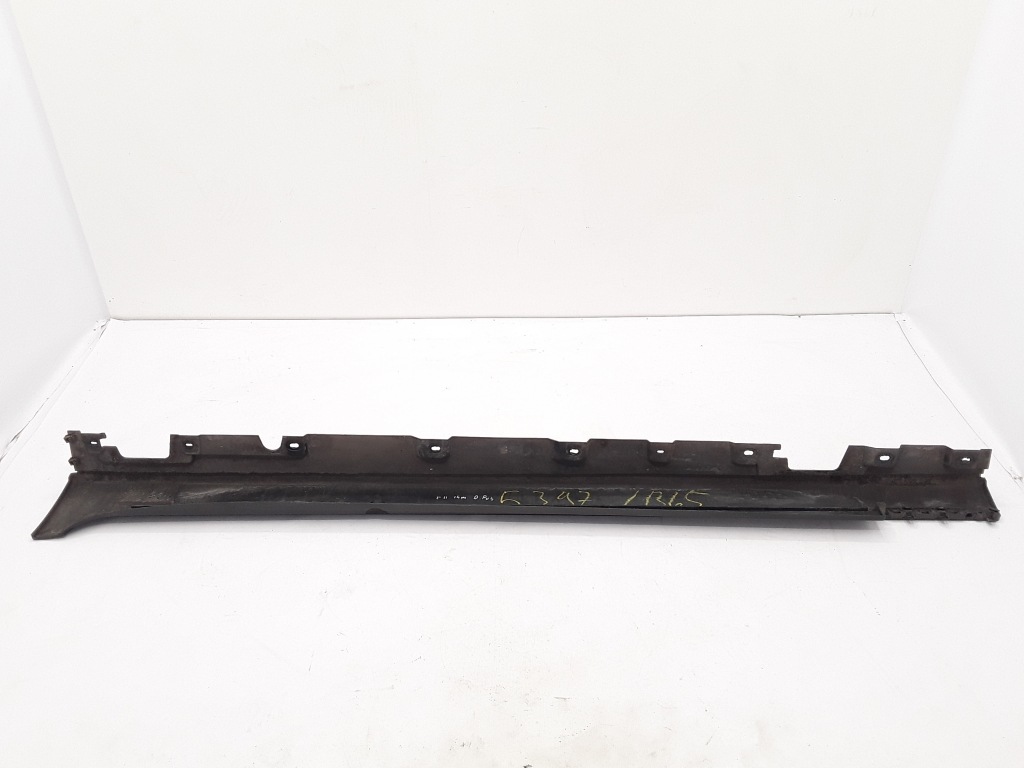 BMW 5 Series F10/F11 (2009-2017) Right Side Plastic Sideskirt Cover 7184774 22313334