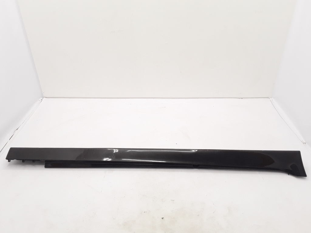 BMW 5 Series F10/F11 (2009-2017) Right Side Plastic Sideskirt Cover 7184774 22313334