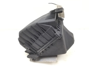 AUDI A4 B6 (2000–2005) Luftfiltergehäuse 06B133835BD - 4