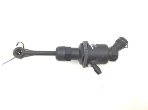 Siduri peasilinder - 30610AX710B1