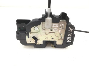 NISSAN Micra K12 (2002–2010) Rear side door lock - 3