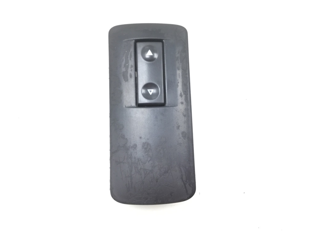 OPEL Vectra C (2002-2005) Front Right Door Window Switch 25107941