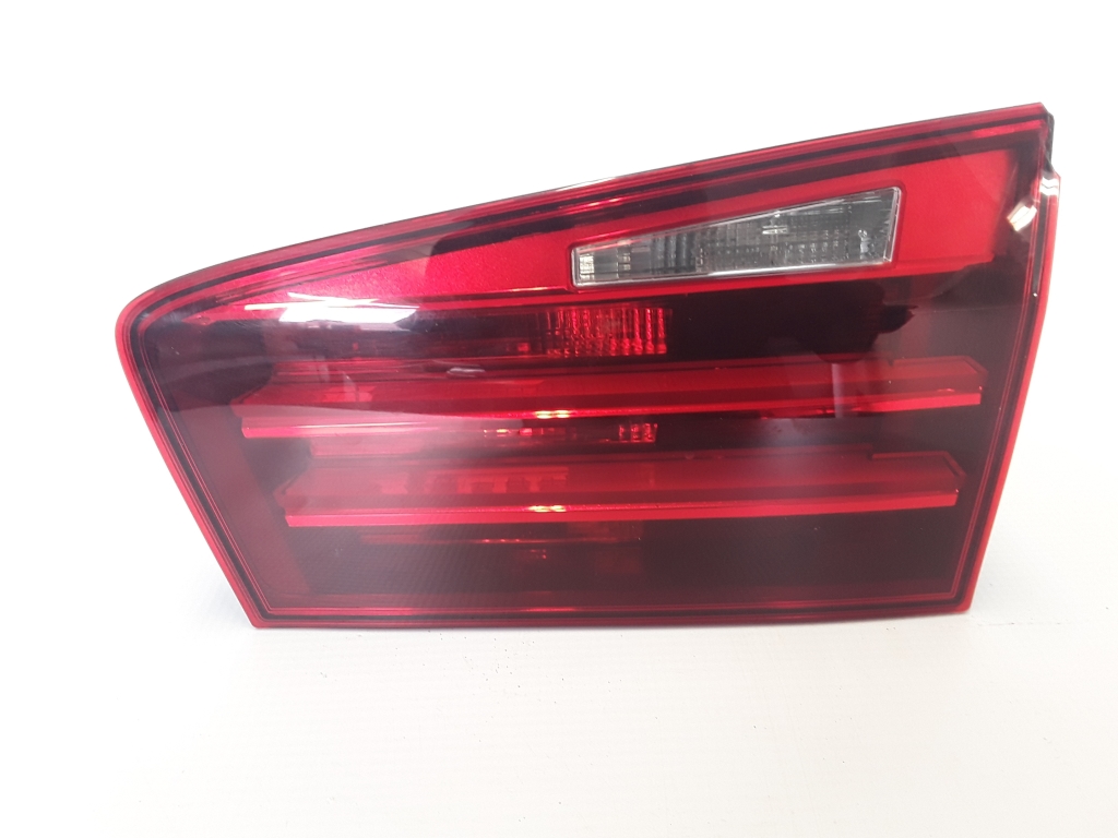 BMW 5 Series F10/F11 (2009-2017) Right Side Tailgate Taillight 7370348 22314322
