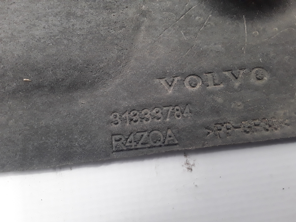 VOLVO V60 1 generation (2010-2020) Right Side Underbody Cover 31333784 22314270