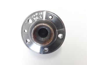   Rear hub 