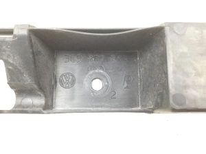 Volkswagen Passat B6 (2005–2010) Tagakaitseraua kinnitus 3C9807863 - 3